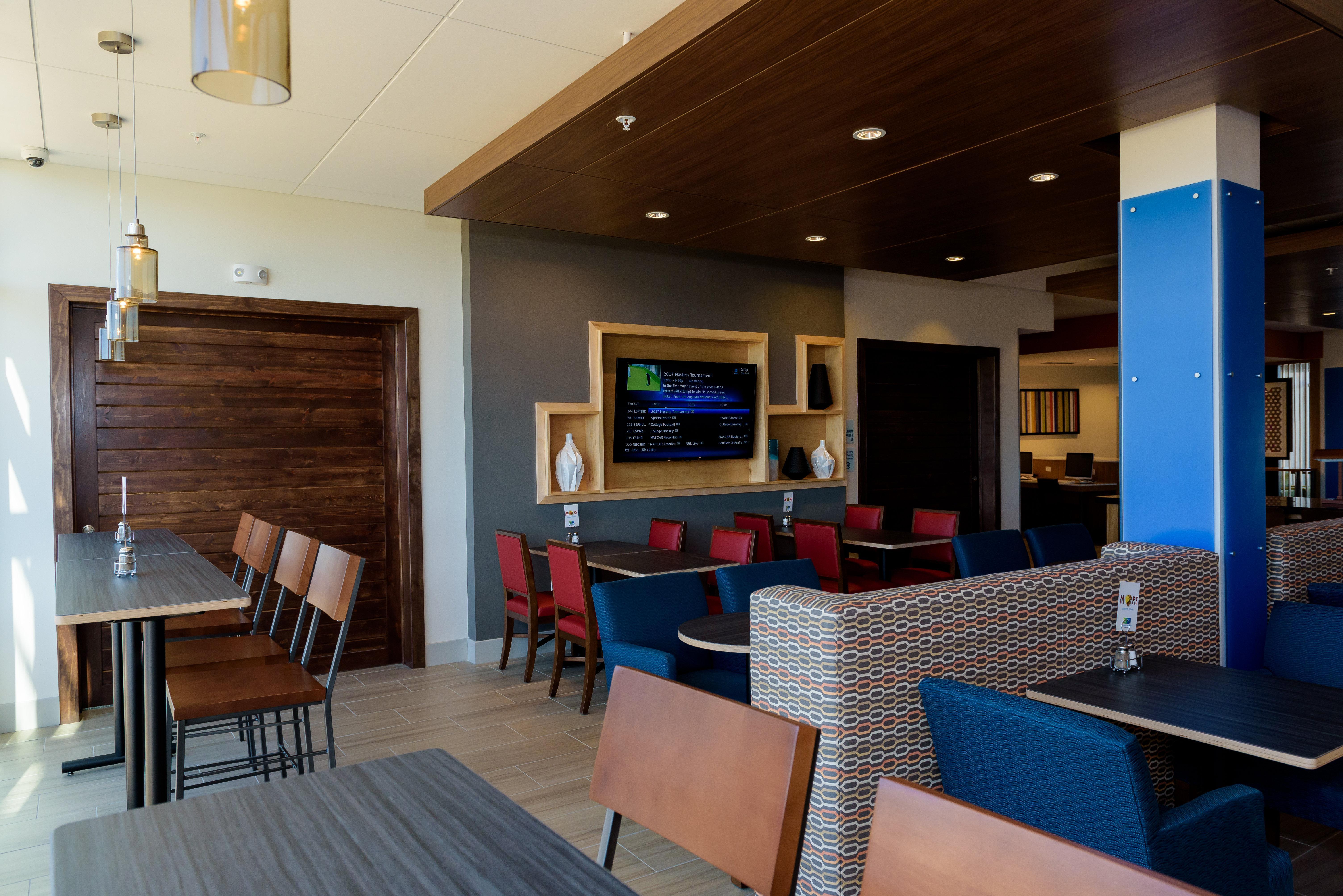 Holiday Inn Express & Suites Mckinney - Frisco East By Ihg Exterior photo